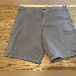 Men's Gray Gap  Shorts‎ size 36